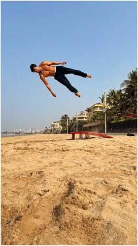 ಟೈಗರ್ ಶ್ರಾಫ್ ಅಸಾಧಾರಣ ಸ್ಟಂಟ್ಸ್ ನೋಡಿ..