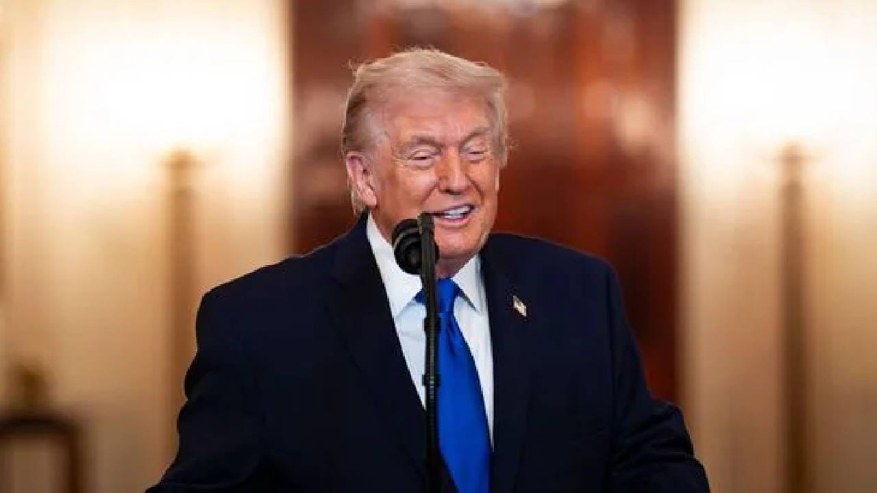 ಭಾರತ-ಪಾಕಿಸ್ತಾನ ಯುದ್ಧ ನಾನು ನಿಲ್ಲಿಸದಿದ್ದರೆ ಪಾಕ್ ಪ್ರಧಾನಿ ಶೆಹಬಾಜ್ ಷರೀಫ್ ಸಾಯ್ತಿದ್ರು ಎಂದ ಟ್ರಂಪ್ ಭಾರತ-ಪಾಕಿಸ್ತಾನ ಯುದ್ಧ ನಾನು ನಿಲ್ಲಿಸದಿದ್ದರೆ ಪಾಕ್ ಪ್ರಧಾನಿ ಶೆಹಬಾಜ್ ಷರೀಫ್ ಸಾಯ್ತಿದ್ರು ಎಂದ ಟ್ರಂಪ್