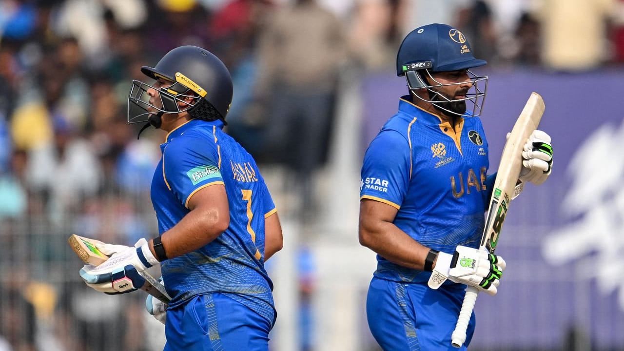 ಚೆನ್ನೈನ ಎಂಎ ಚಿದಂಬರಂ ಸ್ಟೇಡಿಯಂನಲ್ಲಿ ನಡೆದ ಟಿ20 ವಿಶ್ವಕಪ್‌ನ 11ನೇ ಪಂದ್ಯದಲ್ಲಿ ನ್ಯೂಝಿಲೆಂಡ್ ವಿರುದ್ಧ ಟಾಸ್ ಗೆದ್ದು ಮೊದಲು ಬ್ಯಾಟ್ ಮಾಡಿದ ಯುಎಇ ಪರ ನಾಯಕ ಮುಹಮ್ಮದ್ ವಸೀಮ್ 66 ರನ್ ಬಾರಿಸಿದ್ದರು. ಈ ಅರ್ಧಶತಕದ ನೆರವಿನೊಂದಿಗೆ ಯುಎಇ ತಂಡ 20 ಓವರ್‌ಗಳಲ್ಲಿ 6 ವಿಕೆಟ್ ಕಳೆದುಕೊಂಡು 173 ರನ್ ಕಲೆಹಾಕಿದ್ದರು.