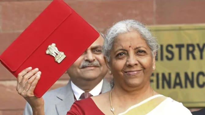 ಬೈಕ್​ ಅಪಘಾತ ಪರಿಹಾರ ವಿಮೆ ಹಣಕ್ಕಿಲ್ಲ ತೆರಿಗೆ: ಮಹತ್ವದ ಘೋಷಣೆ