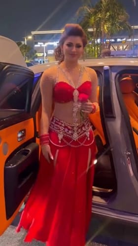 ಹಾಟ್ ಡ್ಯಾನ್ಸ್​​ಗೆ ಹೀಗೆ ತಯಾರಾಗಿದ್ದಾರೆ ಊರ್ವಶಿ ರೌಟೆಲಾ