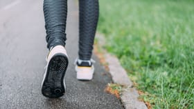 ಊಟ ಮಾಡಿದ ತಕ್ಷಣ ವಾಕಿಂಗ್ ಮಾಡುವುದು ಸರಿಯೋ ತಪ್ಪೋ ತಿಳಿದುಕೊಳ್ಳಿ