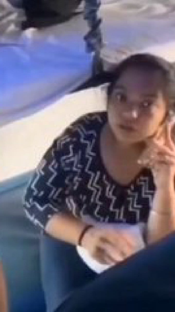 ರೈಲಿನೊಳಗೆ ಸಿಗರೇಟ್ ಸೇದಬಾರದು ಎಂದಿದ್ದಕ್ಕೆ ಮಹಿಳೆಯ ಜಗಳ