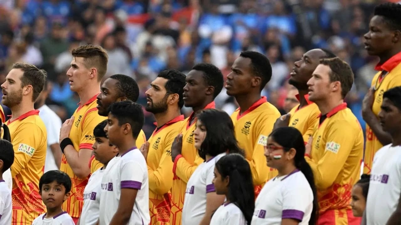 ಝಿಂಬಾಬ್ವೆ: ಆಸ್ಟ್ರೇಲಿಯಾ ಮತ್ತು ಐರ್ಲೆಂಡ್ ವಿರುದ್ಧ ಗೆದ್ದು ಟಿ20 ವಿಶ್ವಕಪ್​ನ ಸೂಪರ್-8 ಸುತ್ತಿಗೆ ಪ್ರವೇಶಿಸಿರುವ ಝಿಂಬಾಬ್ವೆ ತಂಡ ಕೂಡ ಮುಂದಿನ ಟಿ20 ವಿಶ್ವಕಪ್​ಗೆ ಅರ್ಹತೆ ಪಡೆದುಕೊಂಡಿದೆ. ಅದರಂತೆ ಆಸ್ಟ್ರೇಲಿಯಾ ಮತ್ತು ನ್ಯೂಝಿಲೆಂಡ್​​ನಲ್ಲಿ ನಡೆಯಲಿರುವ ಟಿ20 ವಿಶ್ವಕಪ್​ನಲ್ಲಿ ಝಿಂಬಾಬ್ವೆ ಕೂಡ ಕಾಣಿಸಿಕೊಳ್ಳಲಿದೆ.