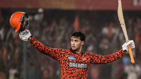 42 ಎಸೆತಗಳಲ್ಲಿ 94 ರನ್ ಬಾರಿಸಿದ ಅಭಿಷೇಕ್ ಶರ್ಮಾ