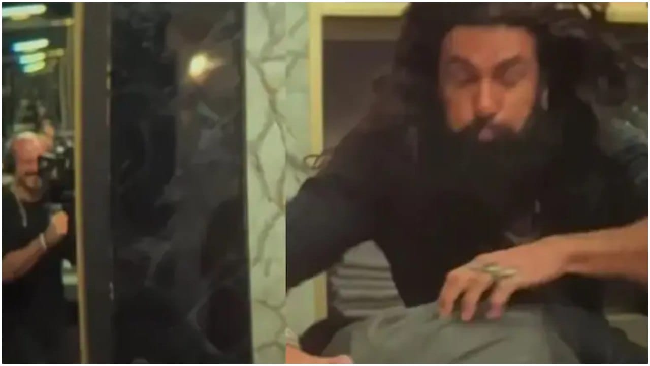 ‘ಧುರಂಧರ್ 2’ ಚಿತ್ರದಲ್ಲಿ ಆದಿತ್ಯ ಧಾರ್ ಮಾಡಿದ್ರು ದೊಡ್ಡ ತಪ್ಪು; ವೈರಲ್ ಆಯ್ತು ಪೋಸ್ಟ್ ‘ಧುರಂಧರ್ 2’ ಚಿತ್ರದಲ್ಲಿ ಆದಿತ್ಯ ಧಾರ್ ಮಾಡಿದ್ರು ದೊಡ್ಡ ತಪ್ಪು; ವೈರಲ್ ಆಯ್ತು ಪೋಸ್ಟ್