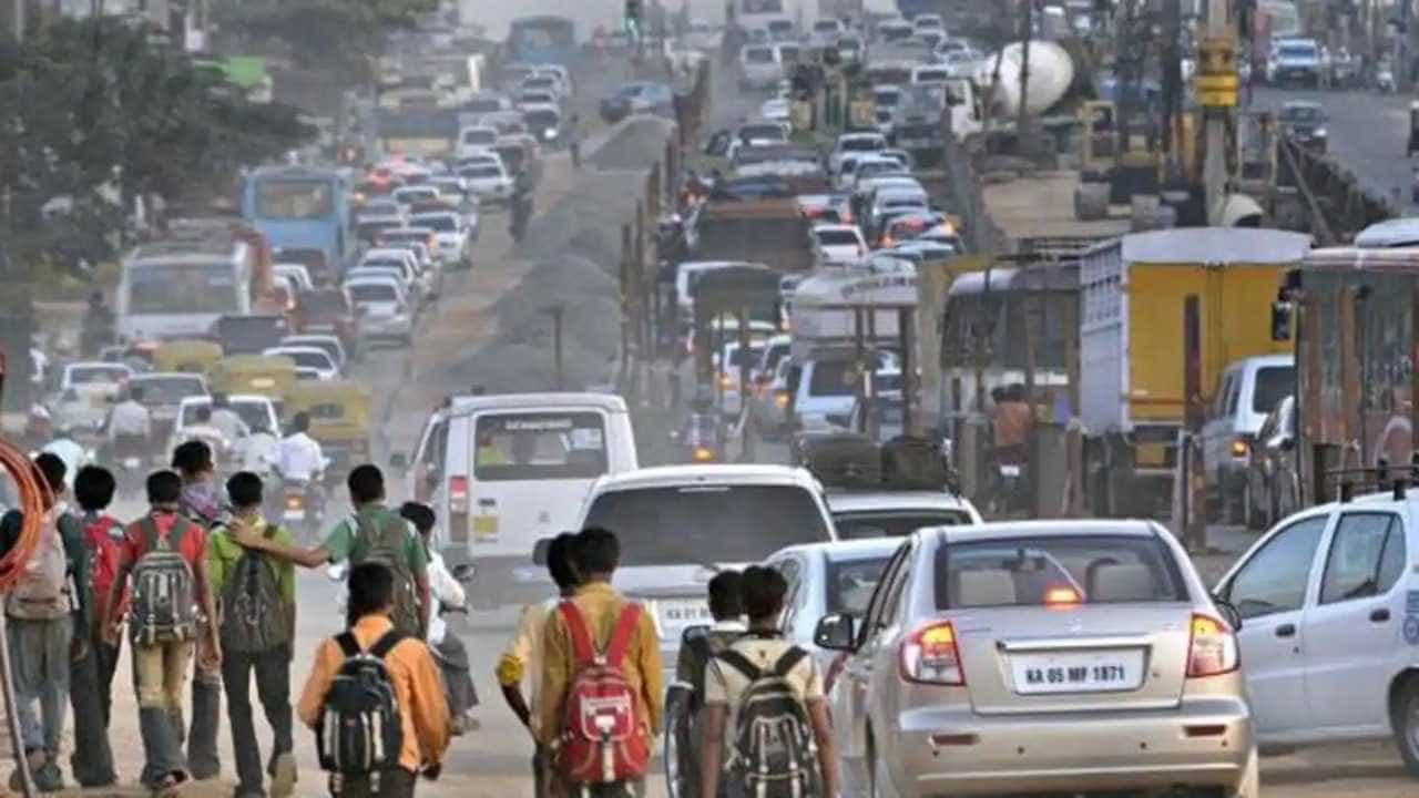 Bengaluru Air Quality: ಉಡುಪಿ, ಮಂಗಳೂರು ಸೇರಿ ರಾಜ್ಯದ ಹಲವೆಡೆ ವಾಯು ಗುಣಮಟ್ಟ ಕುಸಿತ Bengaluru Air Quality: ಉಡುಪಿ, ಮಂಗಳೂರು ಸೇರಿ ರಾಜ್ಯದ ಹಲವೆಡೆ ವಾಯು ಗುಣಮಟ್ಟ ಕುಸಿತ