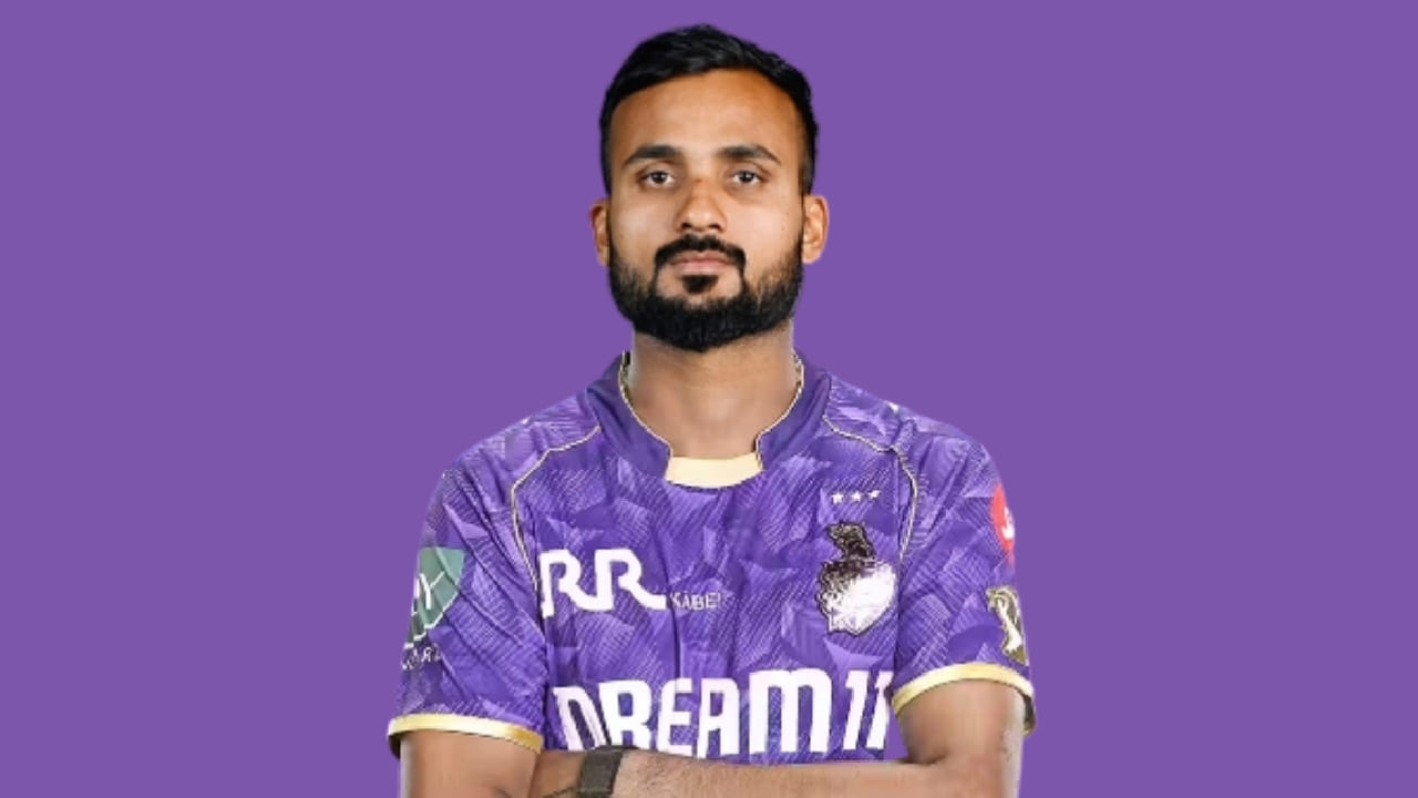 ಆಕಾಶ್ ದೀಪ್: ಕೊಲ್ಕತ್ತಾ ನೈಟ್ ರೈಡರ್ಸ್ ತಂಡದಲ್ಲಿ ಬಲಗೈ ವೇಗಿ ಆಕಾಶ್ ದೀಪ್ ಐಪಿಎಲ್ 2026 ರಿಂದ ಹೊರಗುಳಿದಿದ್ದಾರೆ. ಬೆನ್ನು ನೋವಿನ ಸಮಸ್ಯೆಯ ಕಾರಣ ಅವರು ಟೂರ್ನಿಯಿಂದ ಹಿಂದೆ ಸರಿದಿದ್ದು, ಅವರ ಬದಲಿಗೆ ಕೆಕೆಆರ್ ಸೌರಭ್ ದುಬೆಯನ್ನು ಆಯ್ಕೆ ಮಾಡಿದ್ದಾರೆ.