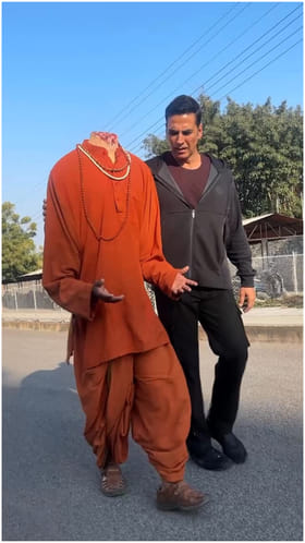 ರುಂಡ ಇಲ್ಲದ ವ್ಯಕ್ತಿ ಜೊತೆ ಅಕ್ಷಯ್ ಕುಮಾರ್