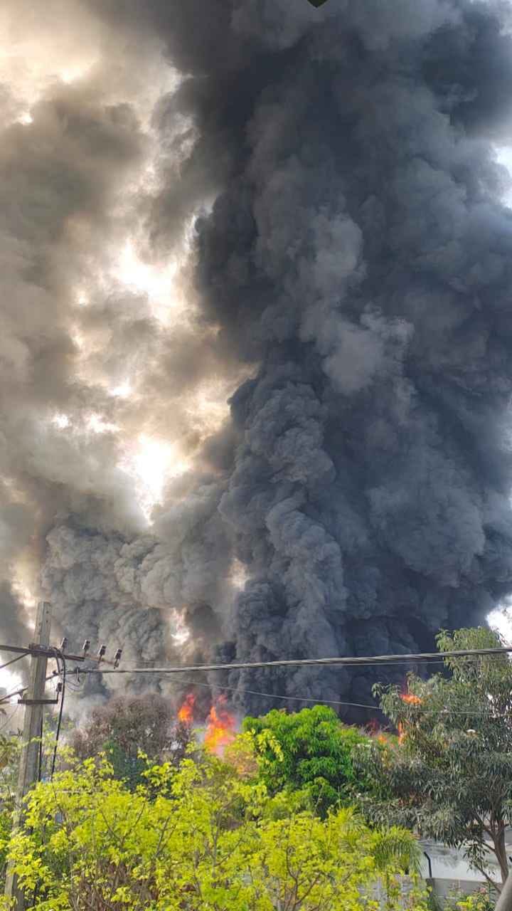 ಬೆಂಕಿ ಅವಘಡ: ಹೊತ್ತಿ ಉರಿದ ಗೋಡೌನ್