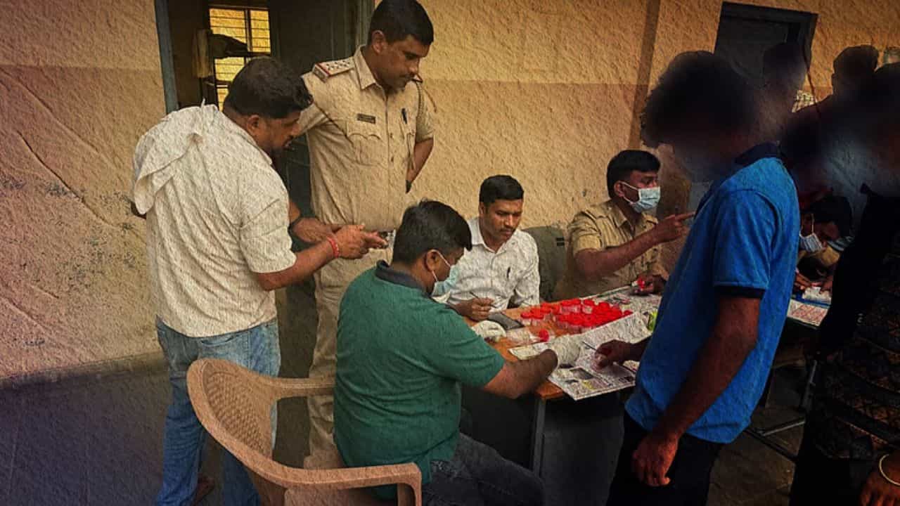 ಡ್ರಗ್ ಸೇವನೆ ತಪಾಸಣೆ: ವಿವಿಧ ಶಿಕ್ಷಣ ಸಂಸ್ಥೆಗಳ 31 ವಿದ್ಯಾರ್ಥಿಗಳ ರಿಪೋರ್ಟ್ ಪಾಸಿಟಿವ್ ಡ್ರಗ್ ಸೇವನೆ ತಪಾಸಣೆ: ವಿವಿಧ ಶಿಕ್ಷಣ ಸಂಸ್ಥೆಗಳ 31 ವಿದ್ಯಾರ್ಥಿಗಳ ರಿಪೋರ್ಟ್ ಪಾಸಿಟಿವ್