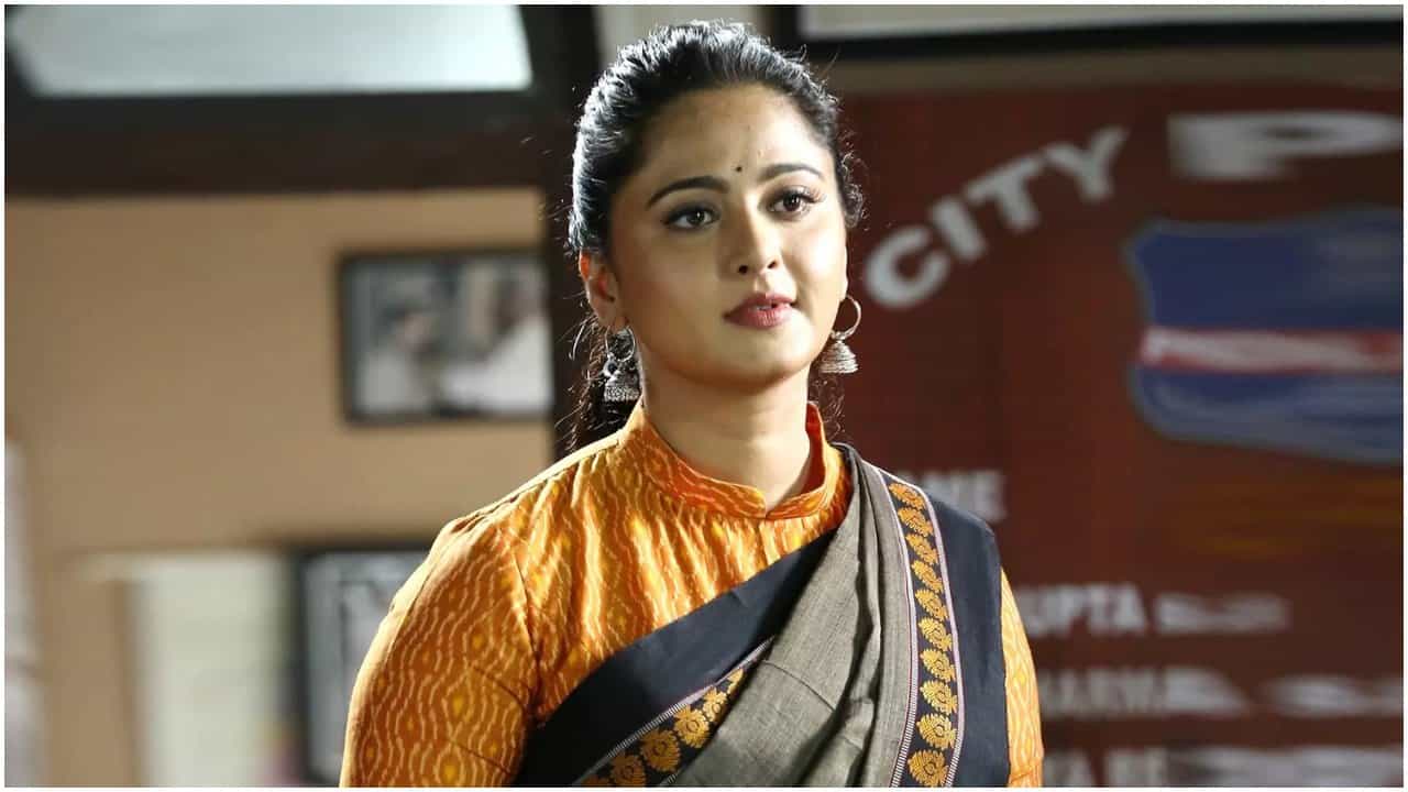ಮತ್ತೆ ಮುನ್ನೆಲೆಗೆ ಬಂದ ಅನುಷ್ಕಾ ಶೆಟ್ಟಿ ಮದುವೆ ವಿಷಯ; ಹುಡುಗ ಯಾರು? ಮತ್ತೆ ಮುನ್ನೆಲೆಗೆ ಬಂದ ಅನುಷ್ಕಾ ಶೆಟ್ಟಿ ಮದುವೆ ವಿಷಯ; ಹುಡುಗ ಯಾರು?