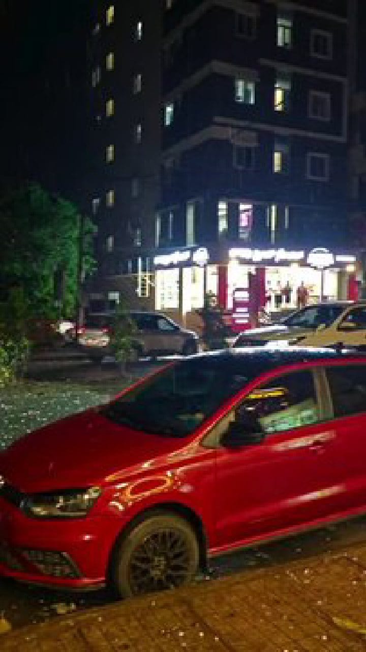 ಬೆಂಗಳೂರಿನಲ್ಲಿ ಆಲಿಕಲ್ಲು ಮಳೆ; ತಂಪಾಯ್ತು ಸಿಲಿಕಾನ್ ಸಿಟಿ