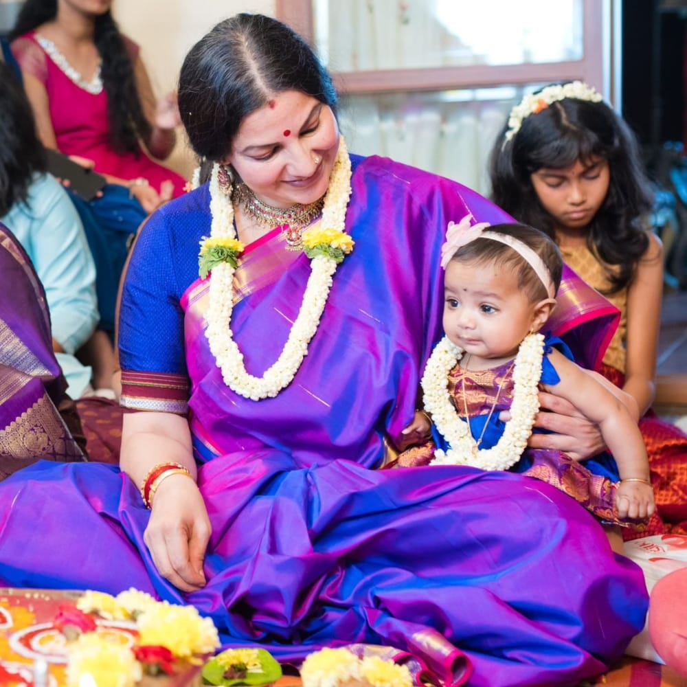 ಇಂದು (ಮಾರ್ಚ್ 21) ಭಾವನಾ ರಾಮಣ್ಣ ಅವರು ತಮ್ಮ ಮಗಳಿಗೆ ನಾಮಕರಣ ಮಾಡಿದ್ದಾರೆ. ಕೆಲ ಆಪ್ತರ ಹಾಜರಿಯಲ್ಲಿ ನಾಮಕರಣ ಮಹೋತ್ಸವ ನಡೆದಿದ್ದು, ಮಗಳಿಗೆ ಅಜ್ಜಿಯ ಹೆಸರಿಟ್ಟಿದ್ದಾರೆ.