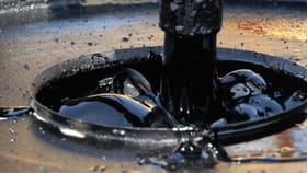 ಯುದ್ಧದ ಪರಿಣಾಮ ಕಾರವಾರ ಬಂದರಿಗೆ ಡಾಂಬರ್ ಸರಬರಾಜು ಬಂದ್!