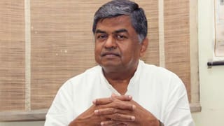 ಸಂಚರಿಸುತ್ತಿದ್ದಾಗಲೇ ಬಸ್​​​​ನ ಇಂಜಿನ್‌ನಲ್ಲಿ ಕಾಣಿಸಿಕೊಂಡ ಬೆಂಕಿ: ಕಾಲೇಜು ಬಳಿ ಹೊತ್ತಿ ಉರಿದ KSRTC ಬಸ್​​​