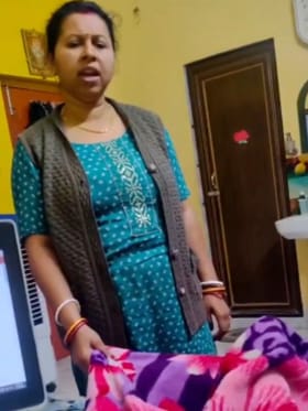 ತಡರಾತ್ರಿ ಓದುವ ಮಗಳ ಬಗ್ಗೆ ತಾಯಿಗೆ ಸಂಶಯ