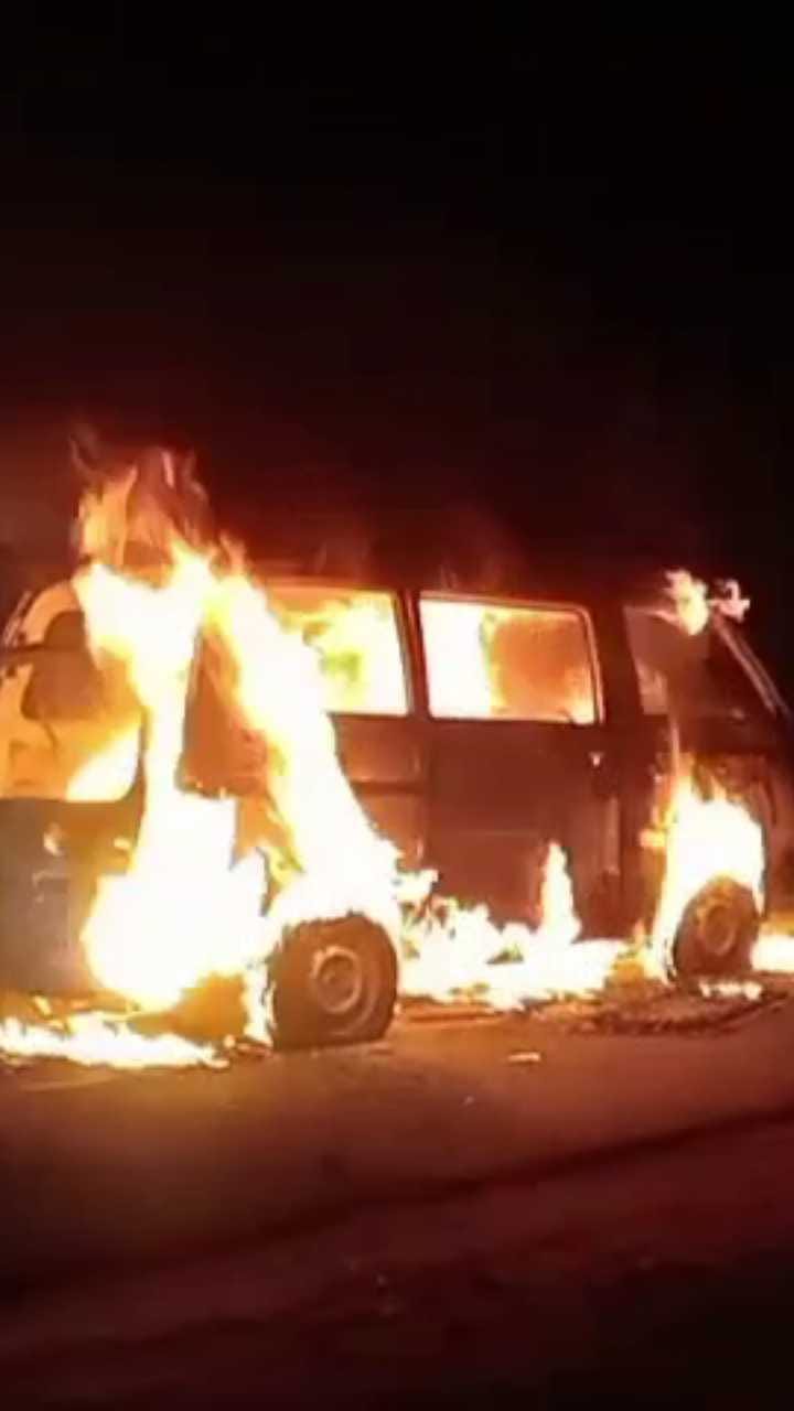 ರಿಪ್ಪನ್‌ಪೇಟೆ ಸಮೀಪ ಹೊತ್ತಿ ಉರಿದ ಕಾರು!