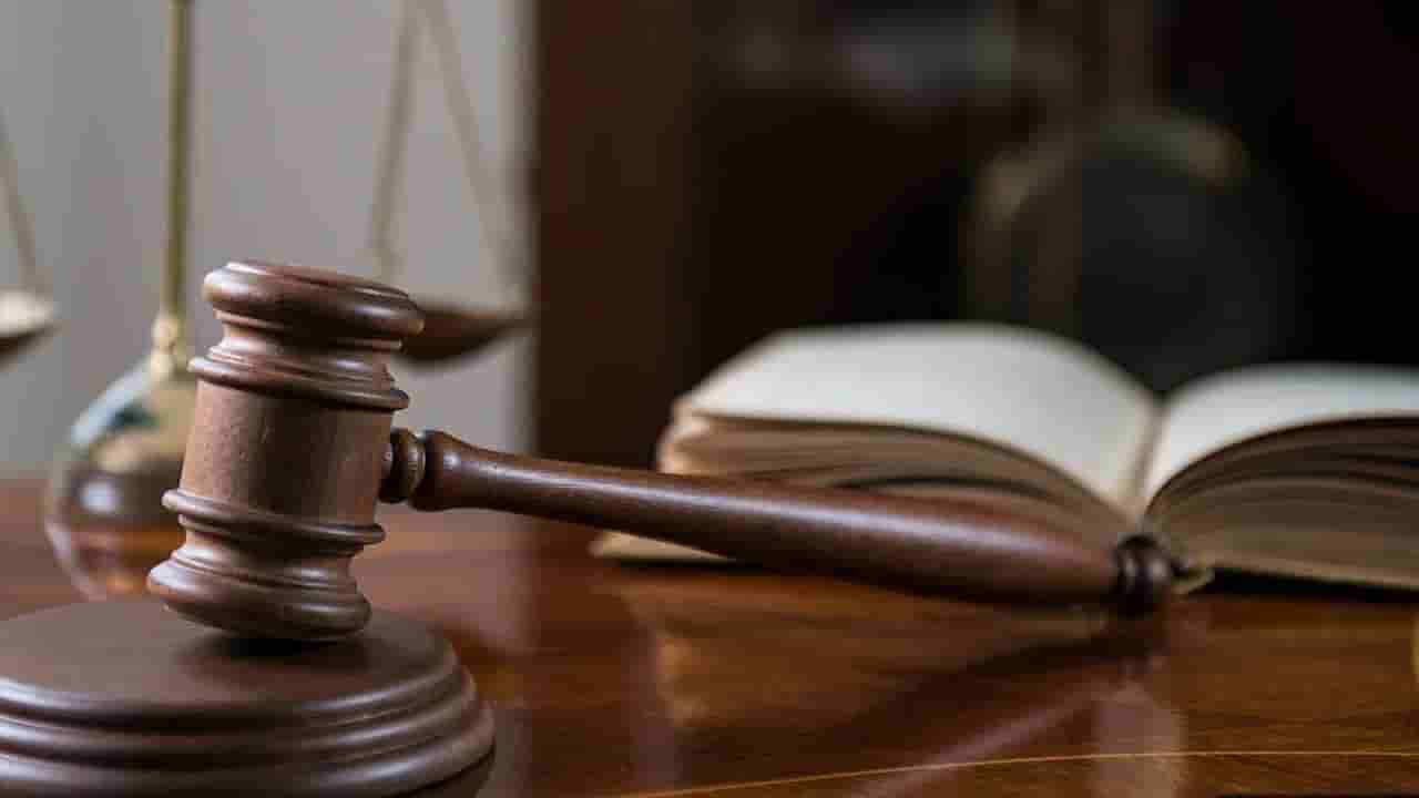 ಒಬ್ಬ ಮಗನನ್ನು ಬಿಟ್ಟು ಉಳಿದ ಮಕ್ಕಳಿಗೆ ಆಸ್ತಿ ಹಂಚಿಕೆ ಮಾಡಿ ವಿಲ್ ಬರೆದ ತಾಯಿ; ಕೇಸ್ ಹಾಕಿದ ಮಗನಿಗೆ ಸೋಲು; ಕಾರಣ ಏನು?