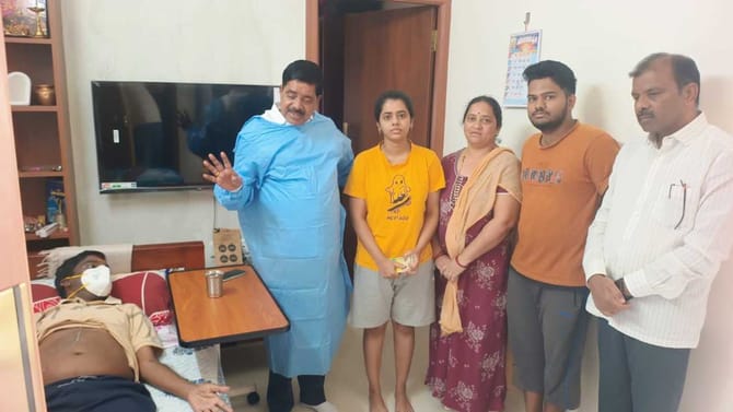 ತಂದೆ ಜೀವ ಉಳಿಸಲು ಲಿವರ್ ದಾನ ಮಾಡಿದ ಪುತ್ರಿ!