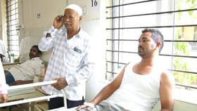 ರಂಜಾನ್ ನಮಾಜ್ ವೇಳೆ ಹೆಜ್ಜೇನು ದಾಳಿ