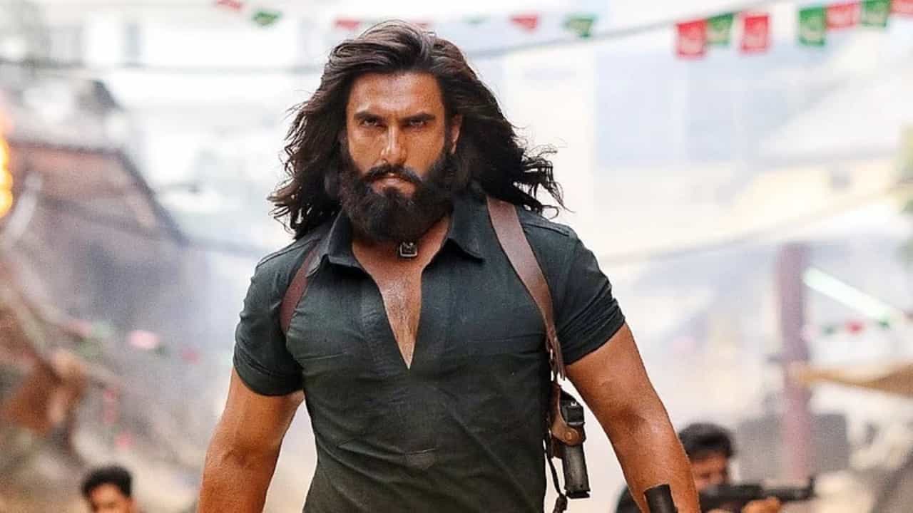‘ಧುರಂಧರ್ 2’ ಟ್ರೈಲರ್ ದಾಖಲೆ: ಆದರೂ ಟಾಪ್ 10 ಪಟ್ಟಿಯಲ್ಲಿ ಸ್ಥಾನವಿಲ್ಲ ‘ಧುರಂಧರ್ 2’ ಟ್ರೈಲರ್ ದಾಖಲೆ: ಆದರೂ ಟಾಪ್ 10 ಪಟ್ಟಿಯಲ್ಲಿ ಸ್ಥಾನವಿಲ್ಲ