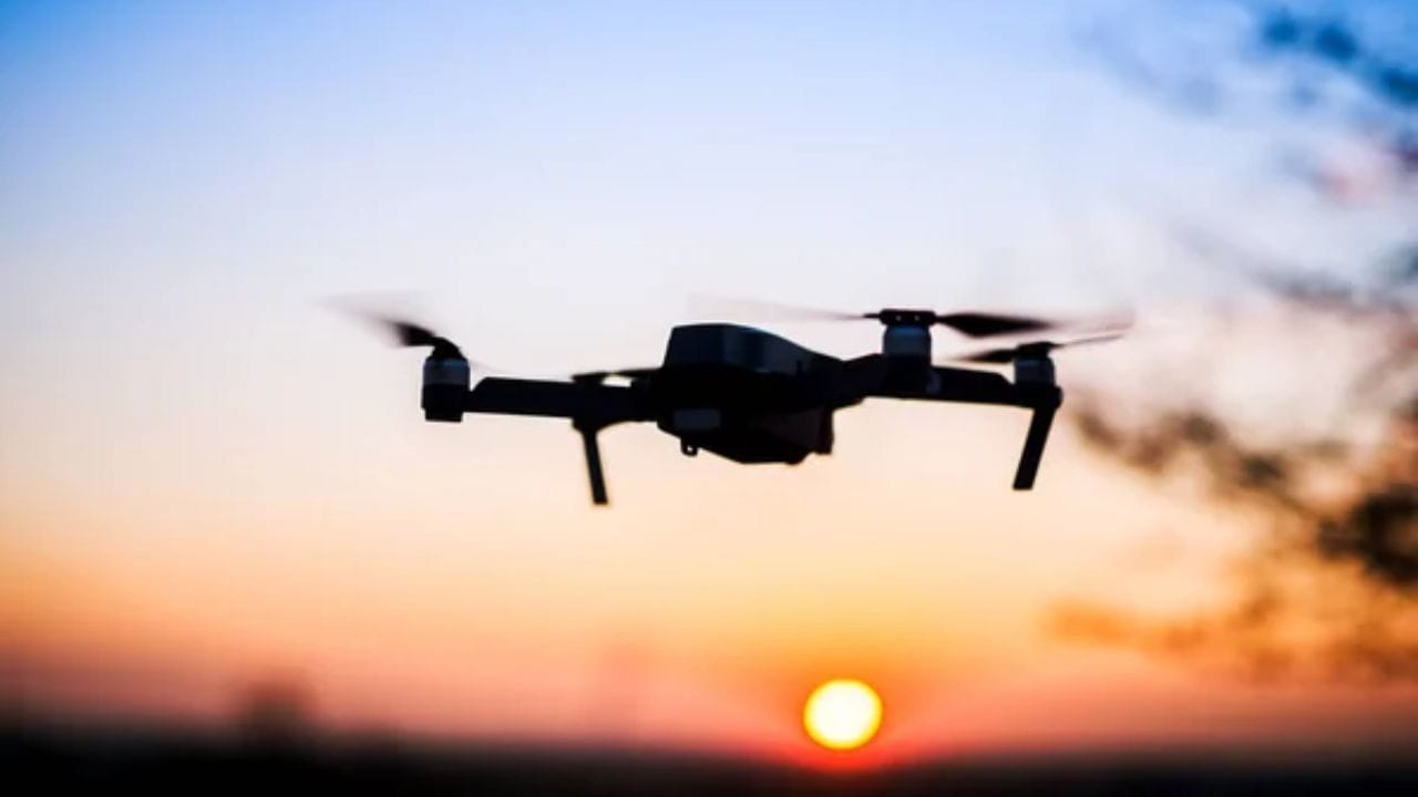 2026ರ ಆರಂಭದಿಂದಲೇ ಈ ಸೇವೆ ಪ್ರಾರಂಭವಾಗಿದ್ದು, 54 ದಿನಗಳ ಪ್ರಯೋಗಾವಧಿಯಲ್ಲಿ 700ಕ್ಕೂ ಹೆಚ್ಚು ಬಾರಿ  ಡ್ರೋನ್​​ ಹಾರಾಟ ಯಶಸ್ವಿಯಾಗಿ ನಡೆದಿದೆ. ಪ್ರತಿ ಹಾರಾಟದಲ್ಲಿ ಸುಮಾರು 40 ಪರೀಕ್ಷಾ ಮಾದರಿಗಳನ್ನು  ಸಾಗಿಸಲು ಸಾಧ್ಯವಾಗುತ್ತದೆ. ಈ ತಂತ್ರಜ್ಞಾನದಲ್ಲಿ ಮತ್ತೊಂದು ವಿಶೇಷವೆಂದರೆ ಅದರ ಕಡಿಮೆ ವೆಚ್ಚ. ಪ್ರತಿ ಡ್ರೋನ್ ಡೆಲಿವರಿಗೆ ಕೇವಲ 1 ರೂಪಾಯಿ ಮಾತ್ರ ಖರ್ಚಾಗುತ್ತದೆ. ಇದು ವಾಹನಗಳ ಮೂಲಕ ಸಾಗಾಟಕ್ಕಿಂತ ಬಹಳ ಕಡಿಮೆ ವೆಚ್ಚವಾಗಿದೆ.