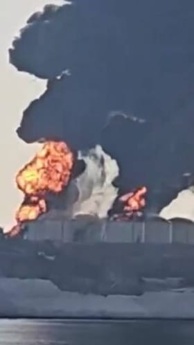 ಒಮನ್​​ನ ಸಲಾಲಾ ಬಂದರಿನಲ್ಲಿರುವ ತೈಲ ಸಂಗ್ರಹಣಾ ಟ್ಯಾಂಕ್​ಗಳ ಮೇಲೆ ಇರಾನ್ ಡ್ರೋನ್ ದಾಳಿ