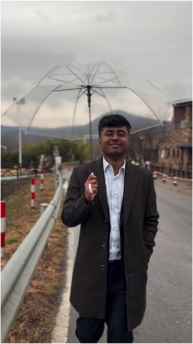 ವಿದೇಶದ ಮಳೆ ಎಂಜಾಯ್ ಮಾಡಿದ ಡ್ರೋನ್ ಪ್ರತಾಪ್ 