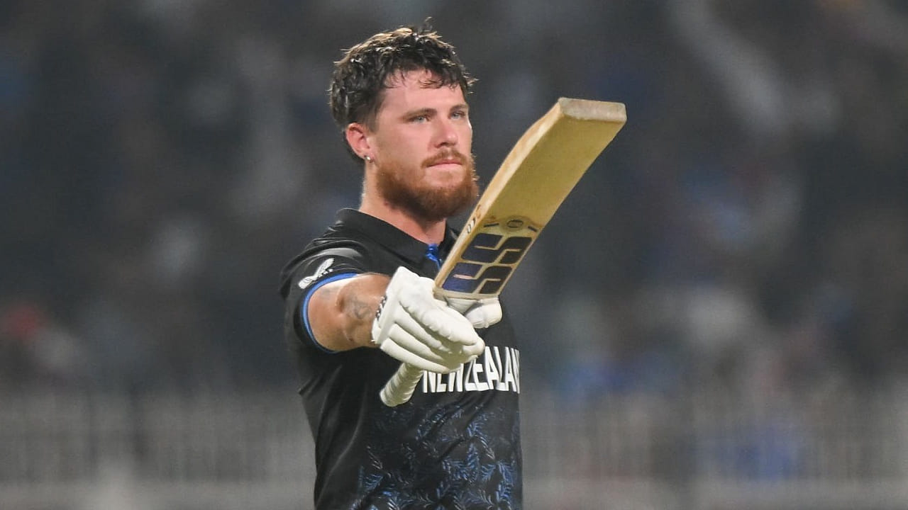  ಅತಿ ವೇಗದ ಟಿ20 ಶತಕ: ಐಸಿಸಿ ಪೂರ್ಣ ಸದಸ್ಯ ರಾಷ್ಟ್ರದ ವಿರುದ್ಧ 35 ಎಸೆತಗಳಲ್ಲಿ ಶತಕ ಸಿಡಿಸಿ ದಾಖಲೆ ನಿರ್ಮಿಸಿದ್ದ ರೋಹಿತ್ ಶರ್ಮಾ ಮತ್ತು ಡೇವಿಡ್ ಮಿಲ್ಲರ್ ಅವರ ವಿಶ್ವ ದಾಖಲೆಯನ್ನು ಫಿನ್ ಅಲೆನ್ 33 ಎಸೆತಗಳಲ್ಲಿ ಅಳಿಸಿ ಹಾಕಿದ್ದಾರೆ.