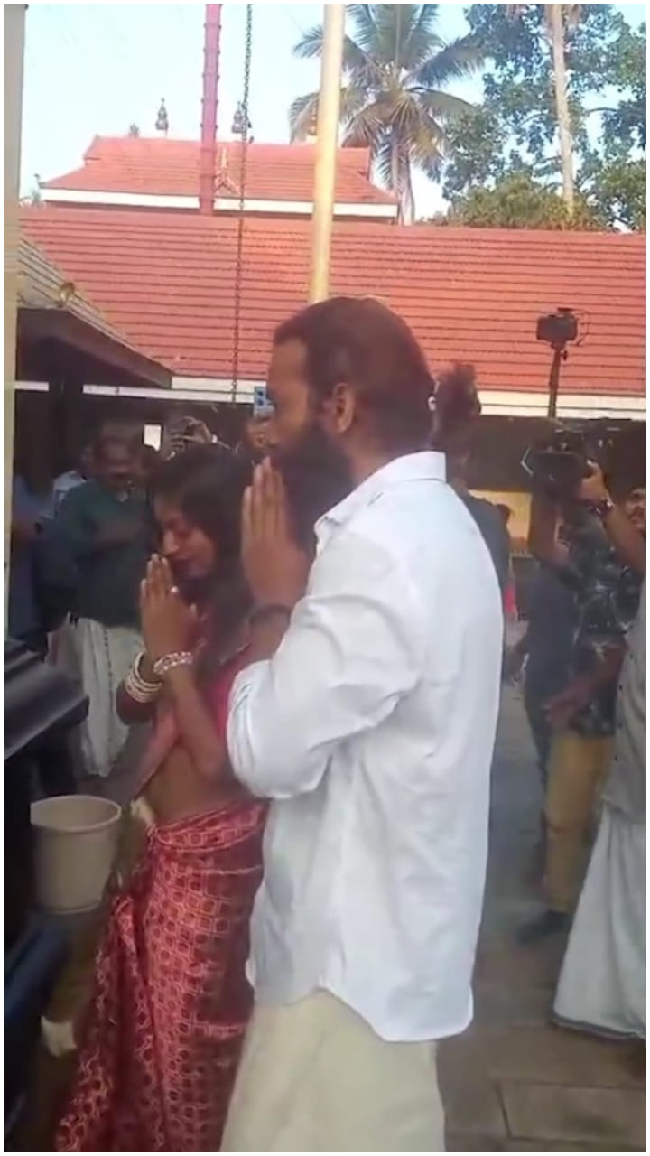 ಮದುವೆ ಬಳಿಕ ದೇವರಿಗೆ ಕೈ ಮುಗಿದ ಫರ್ಮಾನ್ ಖಾನ್