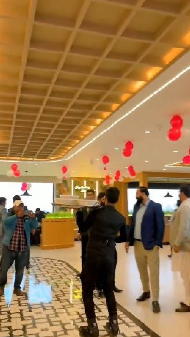 ಅಯ್ಯೋ ಪಾಪ, ಎಲ್ಲಾ ಪದಾರ್ಥಗಳು ಚೆಲ್ಲಿ ಹೋಯ್ತು