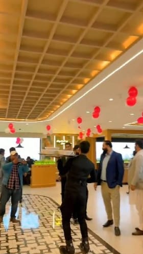 ಅಯ್ಯೋ ಪಾಪ, ಎಲ್ಲಾ ಪದಾರ್ಥಗಳು ಚೆಲ್ಲಿ ಹೋಯ್ತು