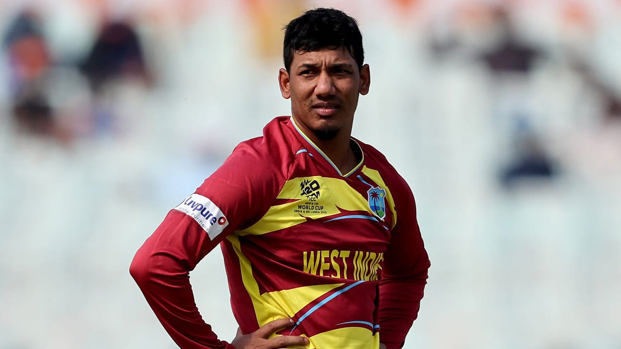 ಈ ಬಾರಿಯ ಪಾಕಿಸ್ತಾನ್ ಸೂಪರ್ ಲೀಗ್ ಹರಾಜಿನಲ್ಲಿ ಕಾಣಿಸಿಕೊಂಡಿದ್ದ ಗುಡಕೇಶ್ ಮೋಟಿ ಅವರನ್ನು ಲಾಹೋರ್ ಖಲಂದರ್ಸ್ ಫ್ರಾಂಚೈಸಿಯು ₹1.1 ಕೋಟಿಗೆ (PKR) ಖರೀದಿಸಿತ್ತು. ಆದರೀಗ ಪಿಎಸ್​ಎಲ್​ ಶುರುವಾಗಲು 10 ದಿನಗಳಿರುವಾಗ ವೆಸ್ಟ್ ಇಂಡೀಸ್ ಸ್ಪಿನ್ನರ್ ಟೂರ್ನಿಯಿಂದ ಹಿಂದೆ ಸರಿದ್ದಾರೆ.