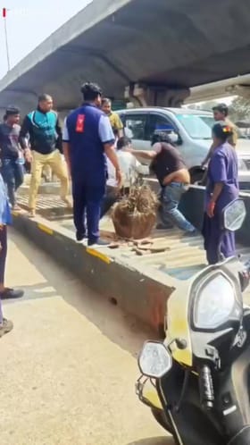 ರಾಂಗ್ ರೂಟ್​ನಲ್ಲಿ ಬಂದಿದ್ದನ್ನ ಪ್ರಶ್ನಿಸಿದ್ದಕ್ಕೆ ಹಲ್ಲೆ