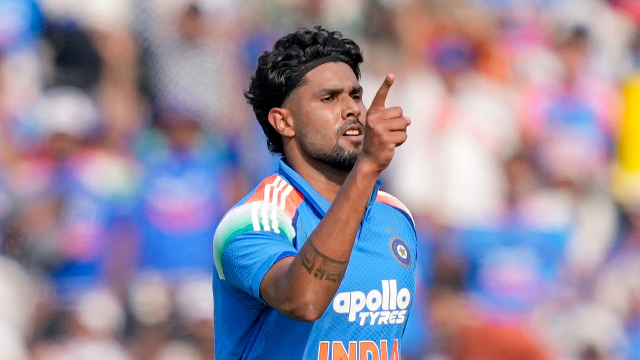 ಬಿಸಿಸಿಐ ನಿಯಮಗಳ ಪ್ರಕಾರ, ಕೇಂದ್ರೀಯ ಒಪ್ಪಂದಕ್ಕೆ ಒಳಪಟ್ಟಿರುವ ಆಟಗಾರ ಗಾಯಗೊಂಡು ಇಡೀ ಆವೃತ್ತಿಯಿಂದ ಹೊರಗುಳಿದ್ದರೂ ಆತನಿಗೆ ಪೂರ್ಣ ಸಂಬಳವನ್ನು ನೀಡಲಾಗುತ್ತದೆ. 2011 ರಿಂದ ಜಾರಿಗೆ ಬಂದ ಬಿಸಿಸಿಐ ನ ಈ ನೀತಿಯು ಈಗಲೂ ಜಾರಿಯಲ್ಲಿದೆ. ಹರ್ಷಿತ್ ರಾಣಾ ಅವರಿಗಿಂತ ಮೊದಲು, ರಿಷಭ್ ಪಂತ್ ಮತ್ತು ದೀಪಕ್ ಚಾಹರ್ ಈಗಾಗಲೇ ಈ ನೀತಿಯಿಂದ ಪ್ರಯೋಜನ ಪಡೆದಿದ್ದಾರೆ.