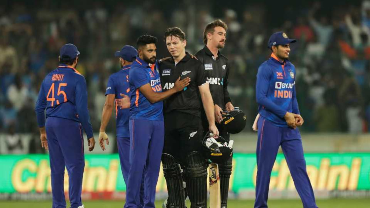 2006 ರ ಟಿ20 ವಿಶ್ವಕಪ್‌ನಲ್ಲಿ ಟೀಂ ಇಂಡಿಯಾದ ಪ್ರದರ್ಶನ ಇಲ್ಲಿಯವರೆಗೆ ಅತ್ಯುತ್ತಮವಾಗಿದೆ. ಆದಾಗ್ಯೂ ಟಿ20 ವಿಶ್ವಕಪ್ ಇತಿಹಾಸದಲ್ಲಿ ಭಾರತ ತಂಡ ನ್ಯೂಜಿಲೆಂಡ್ ವಿರುದ್ಧ ಒಂದೇ ಒಂದು ಪಂದ್ಯವನ್ನು ಗೆದ್ದಿಲ್ಲ. ಟಿ20 ವಿಶ್ವಕಪ್‌ನಲ್ಲಿ ಎರಡೂ ತಂಡಗಳ ನಡುವೆ ಒಟ್ಟು 3 ಪಂದ್ಯಗಳು ನಡೆದಿವೆ. ಈ ಮೂರು ಪಂದ್ಯಗಳಲ್ಲೂ ಬಾರತ ಸೋಲನ್ನು ಎದುರಿಸಿದೆ.