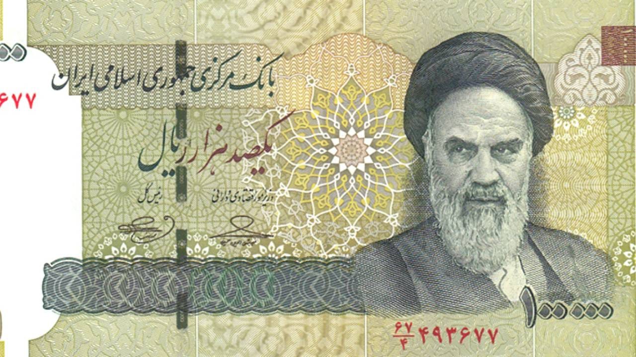 ಕುಸಿದು ಬಿದ್ದ ಇರಾನ್ ಕರೆನ್ಸಿ; ಒಂದು ಕೋಟಿ ರಿಯಾಲ್ ಮುಖಬೆಲೆಯ ಕರೆನ್ಸಿ ನೋಟು ಬಿಡುಗಡೆ; ಇದರ ಮೌಲ್ಯ ಕೇವಲ ಡಾಲರ್