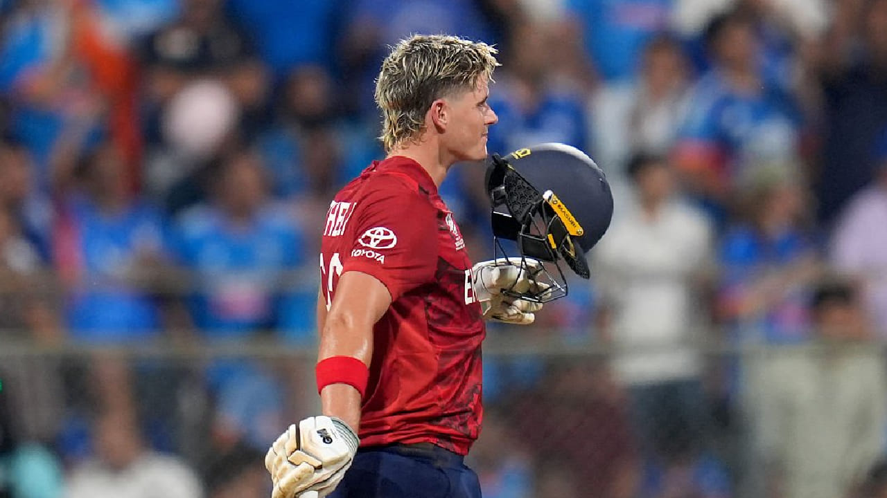 ಈ ಶತಕದೊಂದಿಗೆ ಜೇಕಬ್ ಬೆಥೆಲ್ ಕ್ರಿಕೆಟ್ ಇತಿಹಾಸದಲ್ಲೇ ಅಂತಾರಾಷ್ಟ್ರೀಯ ಕ್ರಿಕೆಟ್​ ಮೂಲಕ ಮೂರು ಸ್ವರೂಪಗಳಲ್ಲೂ ಸೆಂಚುರಿ ಖಾತೆ ಮೊದಲ ಬ್ಯಾಟರ್ ಎನಿಸಿಕೊಂಡಿದ್ದಾರೆ. ಅಂದರೆ ಬೆಥೆಲ್ ದೇಶೀಯ ಅಂಗಳದಲ್ಲಿ ಶತಕ ಬಾರಿಸುವ ಮುನ್ನವೇ ಇಂಟರ್​ನ್ಯಾಷನಲ್​ ಕ್ರಿಕೆಟ್​ನಲ್ಲಿ ಸೆಂಚುರಿ ಸಿಡಿಸಿದ್ದಾರೆ.