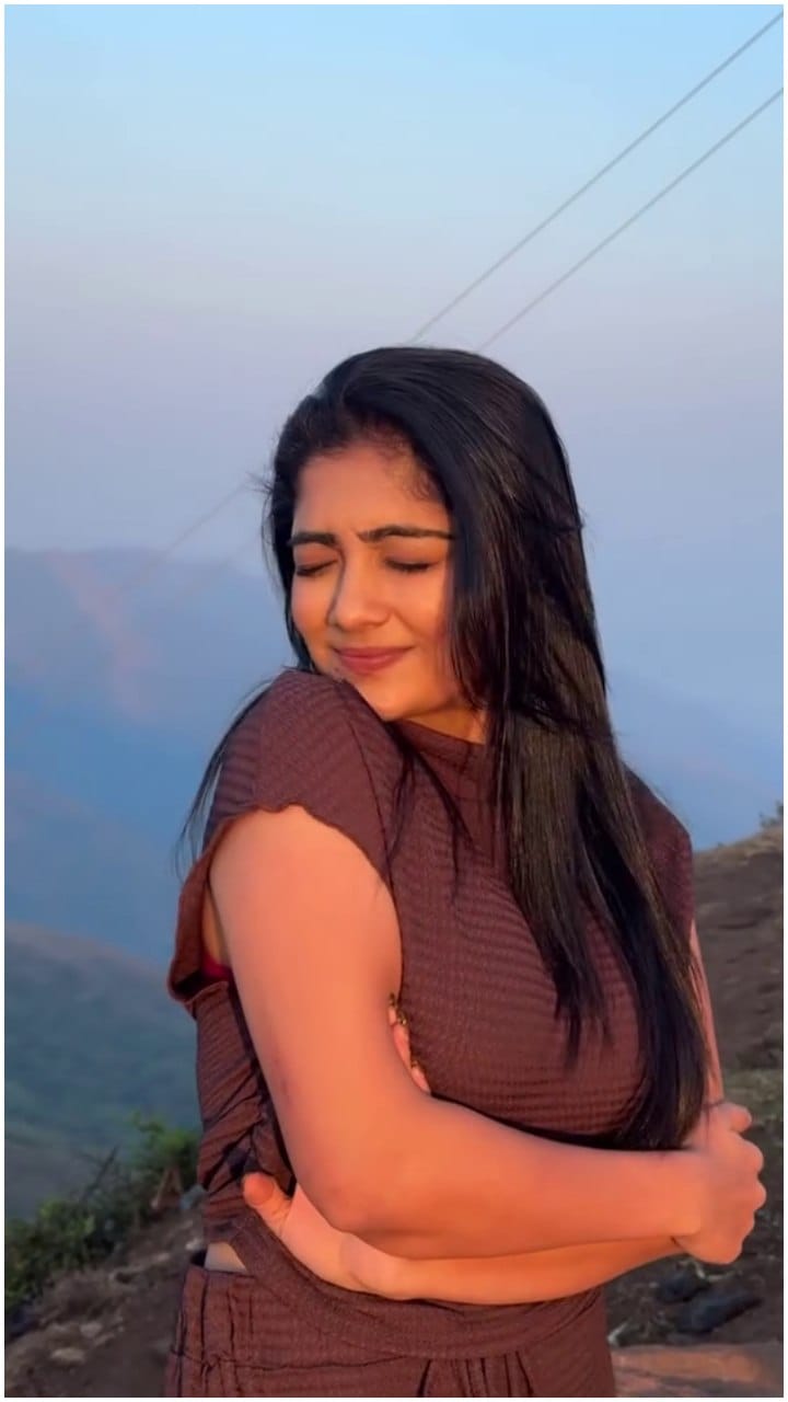 ಕ್ಯೂಟ್ ಆಗಿ ಕಾಣಿಸಿಕೊಂಡ ಕಾವ್ಯಾ ಶೈವ