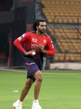 ಏನ್​​ ಬೌಲಿಂಗ್ ಗುರು, ಕೋಹ್ಲಿ ಶಾಕ್!