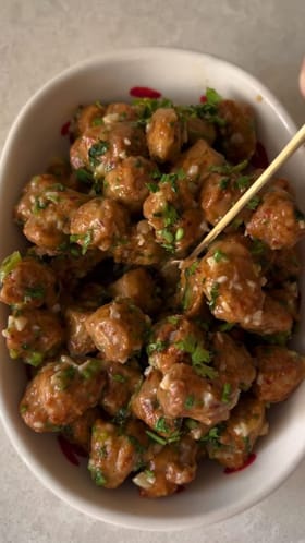 ಗರಿಗರಿಯಾದ ಹೈ ಪ್ರೋಟೀನ್ ಲೆಮನ್ ಗಾರ್ಲಿಕ್ ಸೋಯಾ