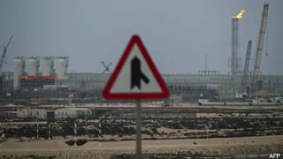 ವ್ಯಕ್ತಿಗೆ ಬಲವಂತವಾಗಿ ಮೂತ್ರ ಕುಡಿಸಿದ ಹಳ್ಳಿ ಜನ