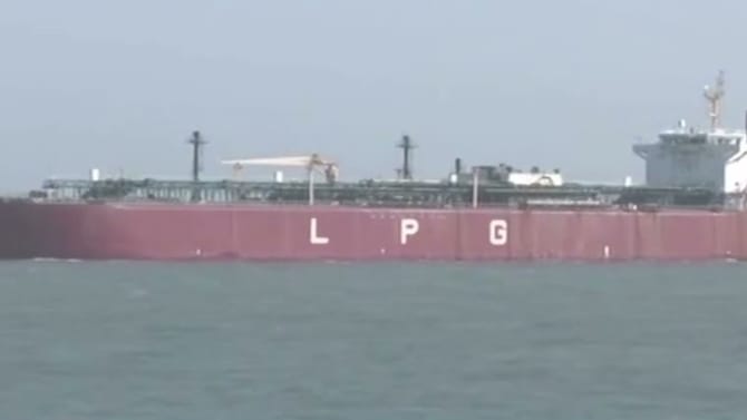 ಭಾರತಕ್ಕೆ 2 ಹಡಗು: ಮಂಗಳೂರಲ್ಲಿ 26000 ಮೆಟ್ರಿಕ್‌ ಟನ್ LPG ಅನ್ಲೋಡ್