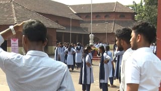 ಬಜೆಟ್‌ನಲ್ಲಿ ಕಾಲೇಜು ಚುನಾವಣೆ ಘೋಷಣೆ ಮಾಡಿದ್ದೇ ತಡ ಮಂಗಳೂರು ಕಾಲೇಜು ವಿದ್ಯಾರ್ಥಿಗಳ ನಡುವೆ ಬಿಗ್​​ ಫೈಟ್