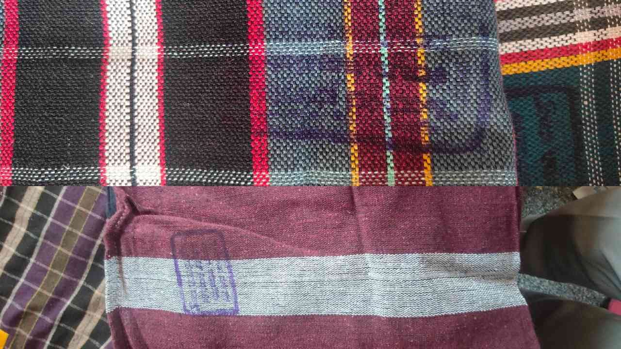  ಲೋಕಾಯುಕ್ತ ಪೊಲೀಸರ ದಾಳಿ ವೇಳೆ ಬಿಸಿಎಂ ಇಲಾಖೆಯು, ವಿದ್ಯಾರ್ಥಿಗಳಿಗೆ ನೀಡುವಂತೆ  ಸರಬರಾಜು ಮಾಡಲಾಗಿದ್ದ ಹಾಸಿಗೆ– ಬೆಡ್‌ಶೀಟ್‌ಗಳು ಅಧಿಕಾರಿಯ ಮನೆಯಲ್ಲಿ ಪತ್ತೆಯಾಗಿವೆ.