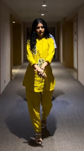 ಯಾರೂ ಹಿಂಬಾಲಿಸಬೇಡಿ ಅಂತಿದ್ದಾರೆ ಮೇಘಾ ಶೆಟ್ಟಿ: ವಿಡಿಯೋ ನೋಡಿ