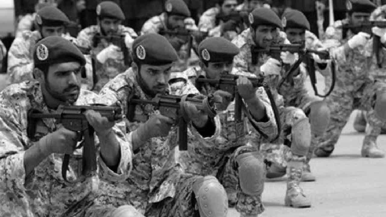 Iran Army and IRGC: ಇರಾನ್ನಲ್ಲಿವೆ ಎರಡೆರಡು ಸೇನೆಗಳು, IRGC ಎಂದರೆ ಯಾರು? ಇರಾನ್ ಸೇನೆಗಿಂತ ಹೇಗೆ ಭಿನ್ನ? Iran Army and IRGC: ಇರಾನ್ನಲ್ಲಿವೆ ಎರಡೆರಡು ಸೇನೆಗಳು, IRGC ಎಂದರೆ ಯಾರು? ಇರಾನ್ ಸೇನೆಗಿಂತ ಹೇಗೆ ಭಿನ್ನ?