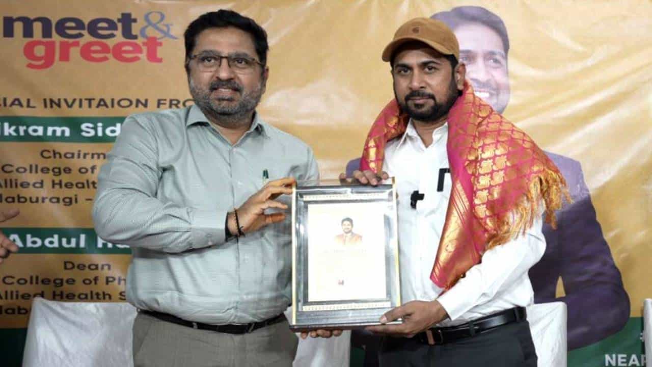 ಕಲಬರ್ಗಿಯ ಫಿಸಿಯೋಥೆರಪಿ ಕಾಲೇಜಿನಲ್ಲಿ ವಿದ್ಯಾರ್ಥಿಗಳಿಗೆ ವೃತ್ತಿಮೌಲ್ಯ, ಮಾನವೀಯ ಮೌಲ್ಯ ಬೋಧಿಸಿದ ಮುನಾವರ್ ಜಮಾ