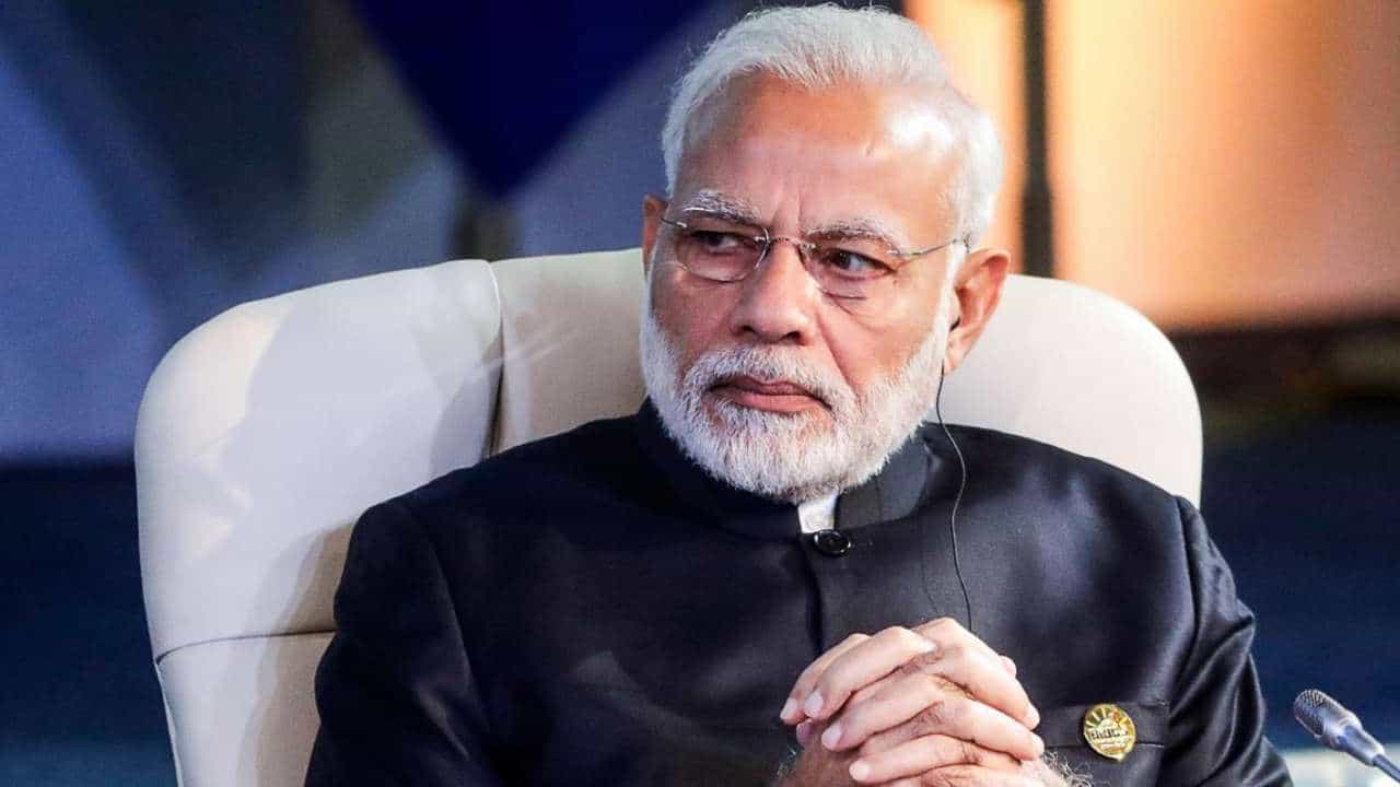 ಎಲ್ಪಿಜಿ ಬಿಕ್ಕಟ್ಟು ಎದುರಿಸಲು ಹರ್ದೀಪ್ ಪುರಿ ಮತ್ತು ಜೈಶಂಕರ್ ಜೊತೆ ಪ್ರಧಾನಿ ಮೋದಿ ಸಭೆ ಎಲ್ಪಿಜಿ ಬಿಕ್ಕಟ್ಟು ಎದುರಿಸಲು ಹರ್ದೀಪ್ ಪುರಿ ಮತ್ತು ಜೈಶಂಕರ್ ಜೊತೆ ಪ್ರಧಾನಿ ಮೋದಿ ಸಭೆ